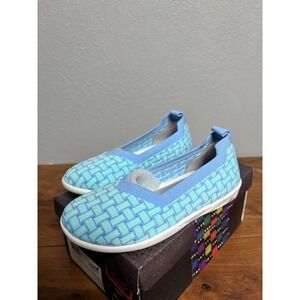 Bernie Mev Catwalk Weave Blue Aqua Cream Flats Shoes Size 33 US 2 Big Kid